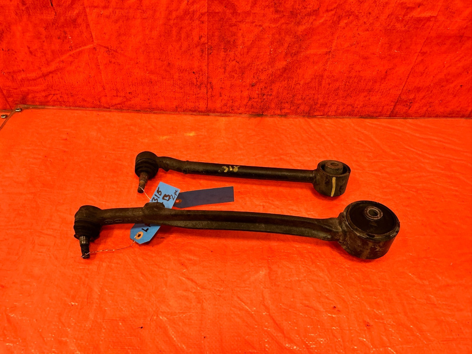 13 16 HYUNDAI GENESIS COUPE   DRIVER LEFT FRONT LOWER CONTROL ARMS    OEM 3189