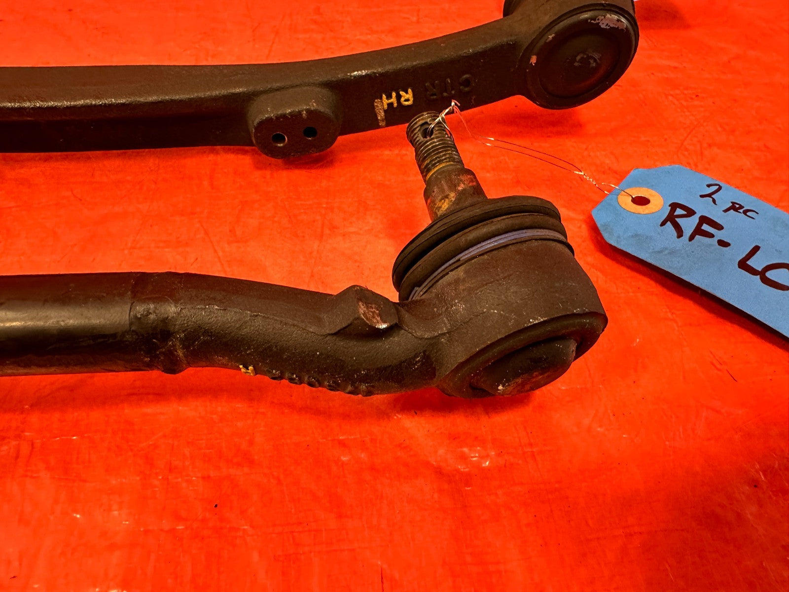 13 16 HYUNDAI GENESIS COUPE   RIGHT FRONT LOWER CONTROL ARMS    OEM 3186