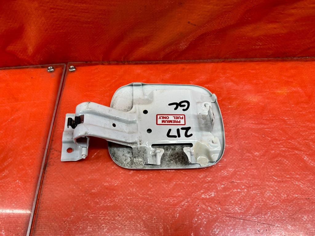 08 15 LANCER EVOLUTION X EVO 10   FUEL LID / GAS CAP COVER   WHITE   OEM #2177
