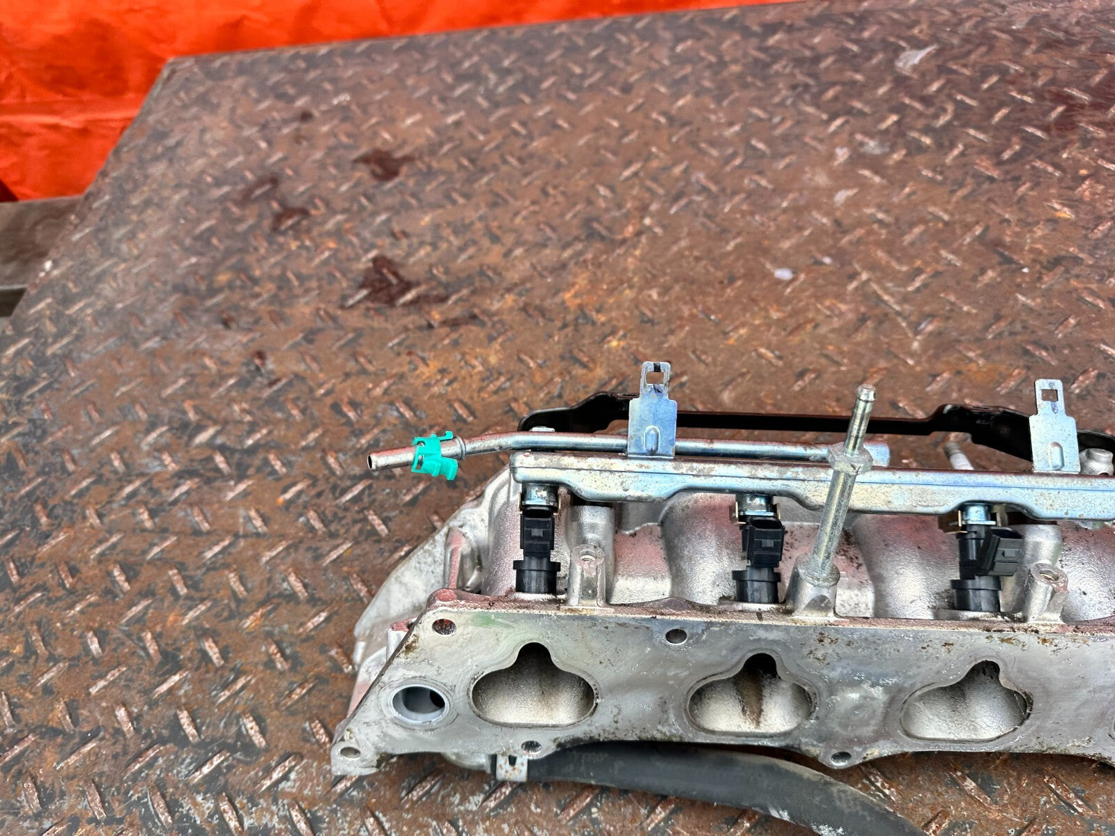 09 14 ACURA TSX 2.4L   K24Z3 FUEL RAIL W/ FACTORY FUEL INJECTORS   OEM #2796