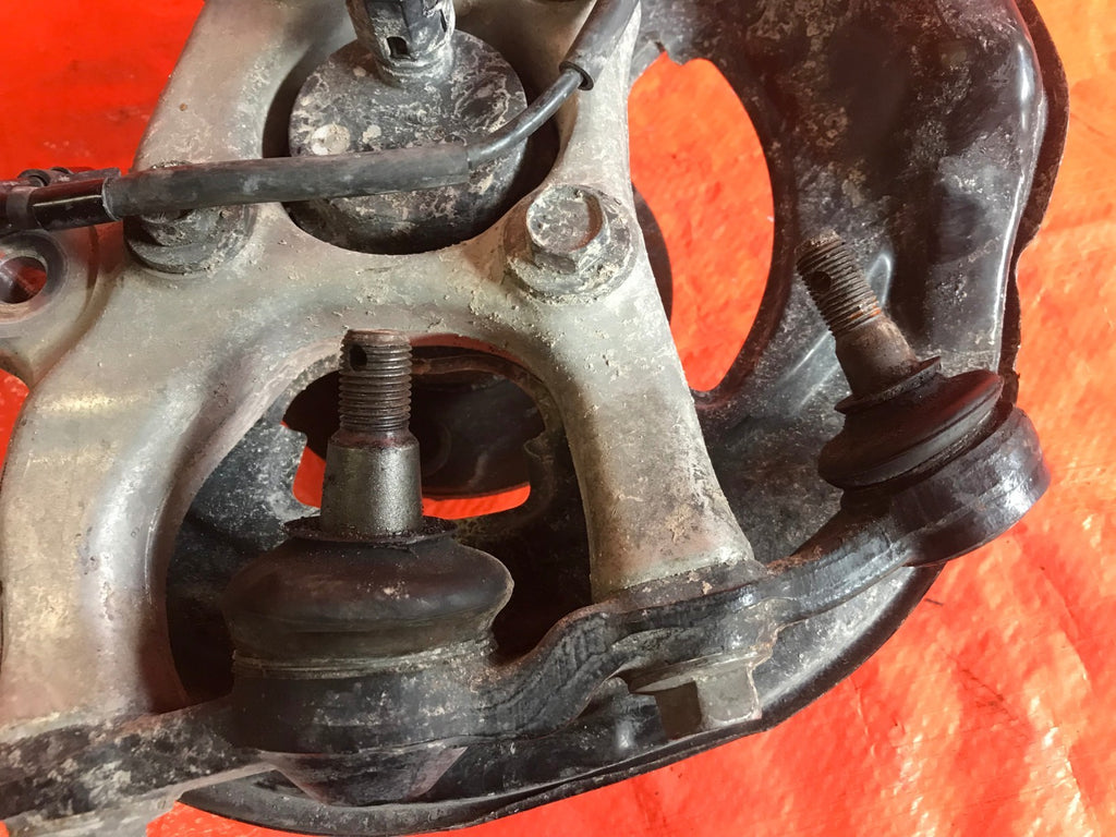 OEM 2016 2017 LEXUS IS350 DRIVER LEFT FRONT SPINDLE KNUCKLE HUB   RWD   BASE MDL5