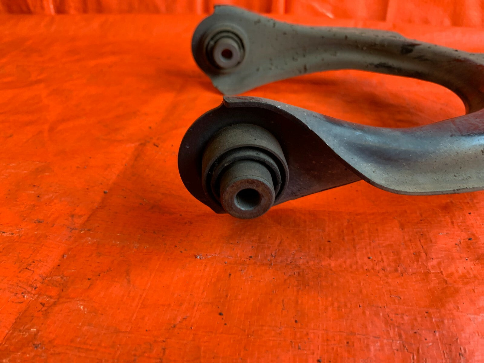 2009 09 ACURA TSX   PASSENGER RIGHT FRONT UPPER CONTROL ARM3