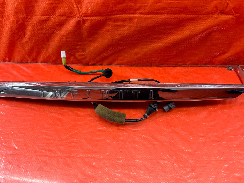 14 17 INFINITI Q50   REAR UPPER TRUNK TRIM W/ BACK UP CAMERA & INFINITI TEXT OEM6