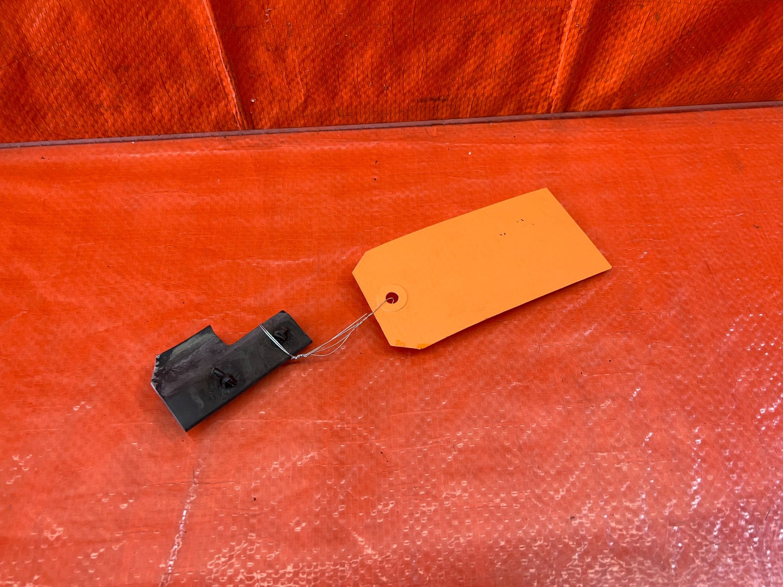 06 11 HONDA CIVIC   HOOD HEADLIGHT SEAL RUBBER TRIM   LEFT SIDE   OEM #1634