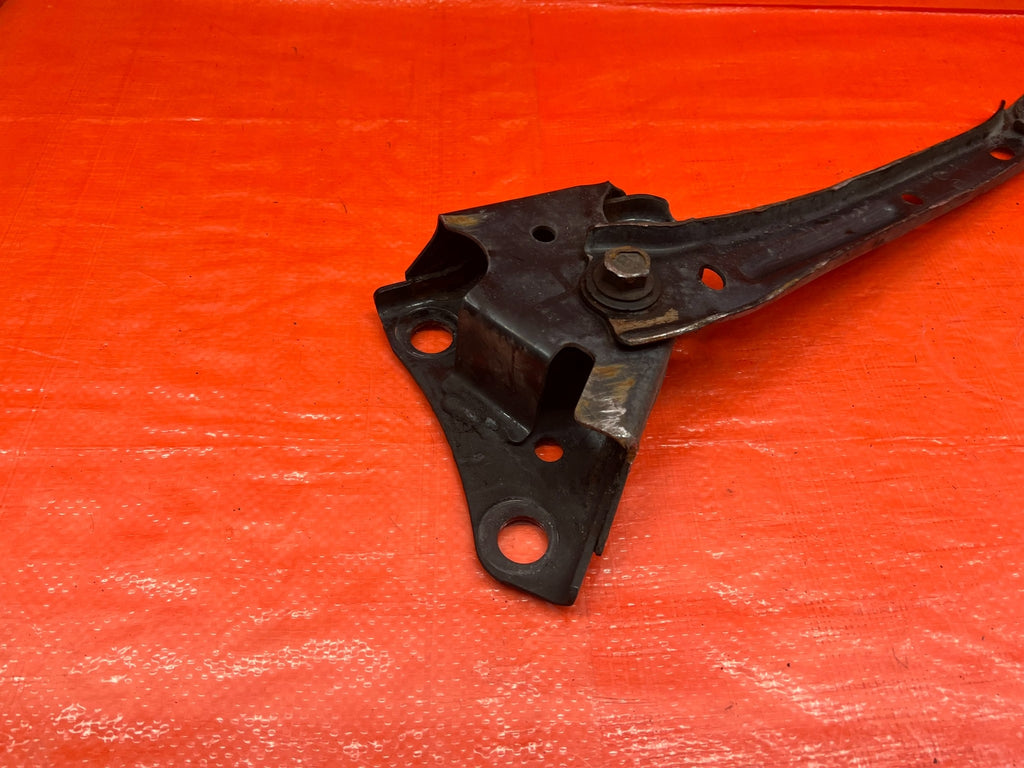 15 20 SUBARU WRX STI   BRACKET FRONT SUB FRAME LEFT SIDE   OEM FACTORY #1704