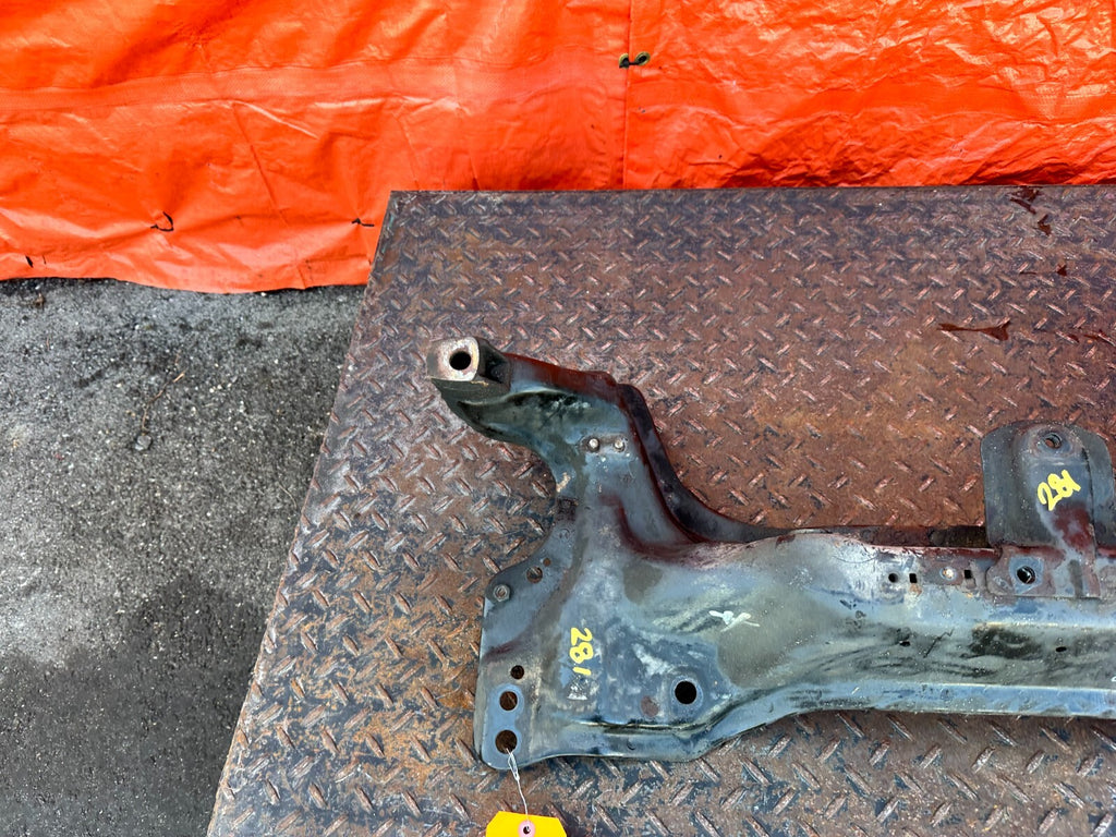 94 01 ACURA INTEGRA   FRONT SUBFRAME CROSSMEMBER SUB FRAME ENGINE CRADLE OEM 2816
