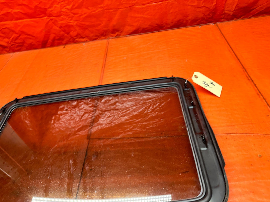 94-01 ACURA INTEGRA POWER SUNROOF MOONROOF GLASS PANEL OEM #34017