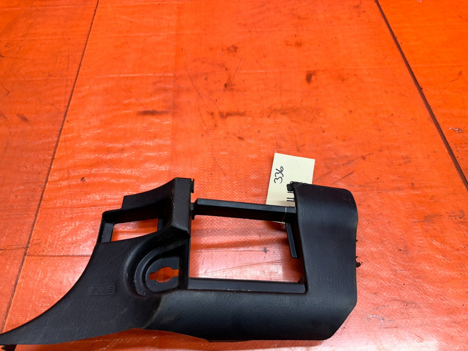 97 01 HONDA PRELUDE 2.2L DRIVER PASSENGER LEFT RIGHT KICK PANEL TRIM SET #3366