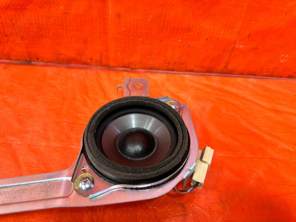 FRS BRZ & 86   DRIVER LEFT QUARTER PANEL MOUNTED SPEAKER   OEM #2932