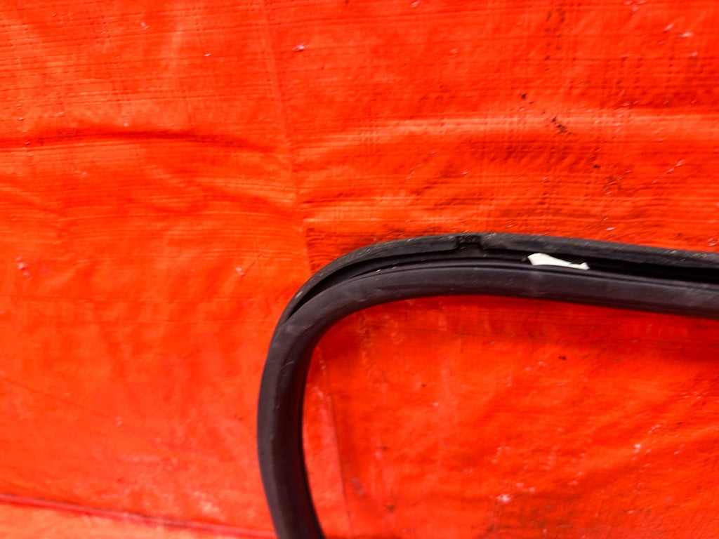 09 11 MAZDA RX8 RX 8  DRIVER LEFT REAR GLASS WEATHER STRIP   OEM #3033
