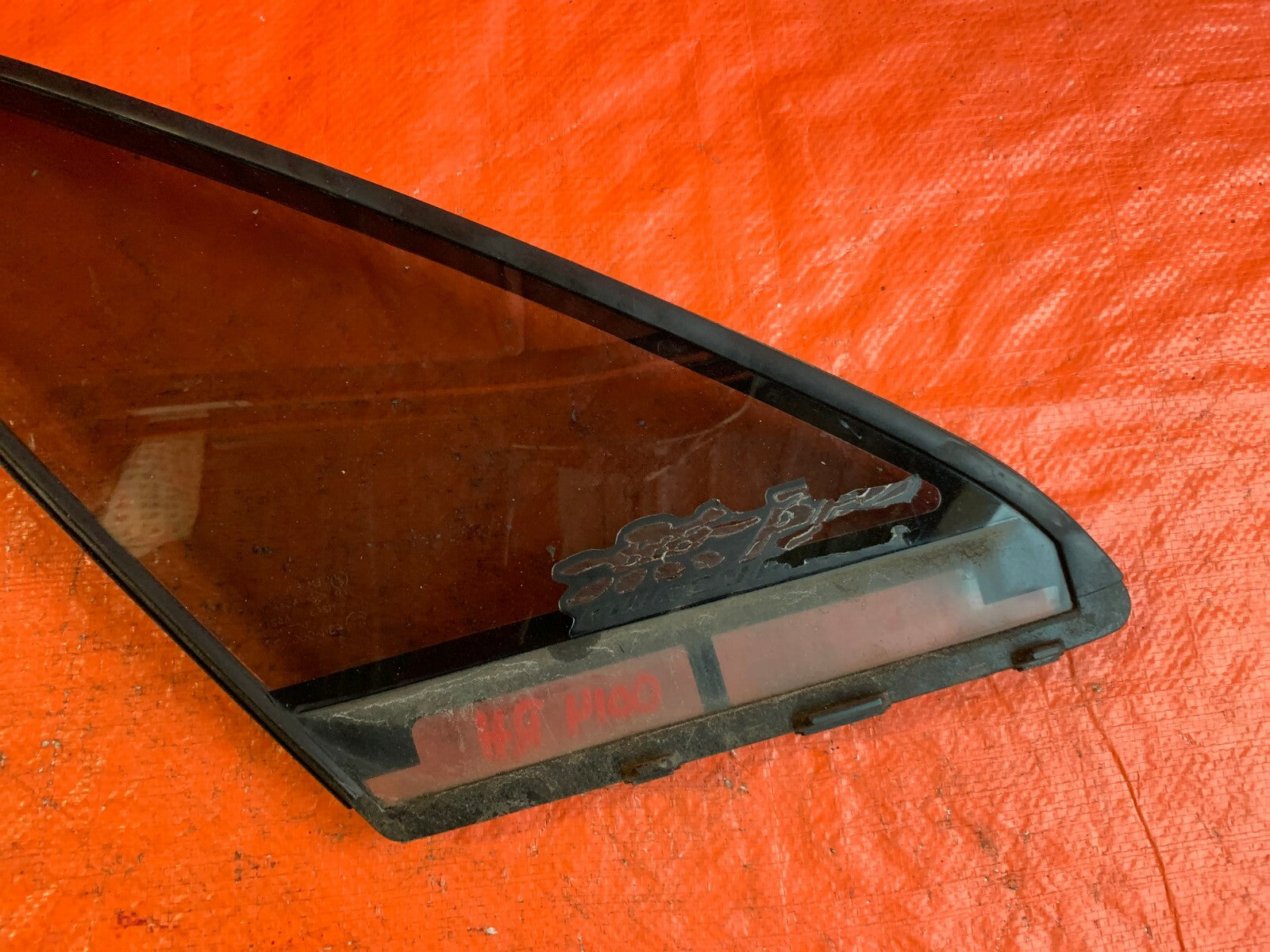 OEM 1994 94 HONDA DEL SOL   PASSENGER RIGHT FRONT CORNER WINDOW GLASS R RH3