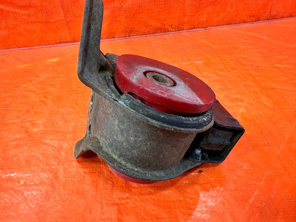 94 01 ACURA INTEGRA   MANUAL TRANSMISSION MOUNT   POLYURETHANE INSERT   #2749
