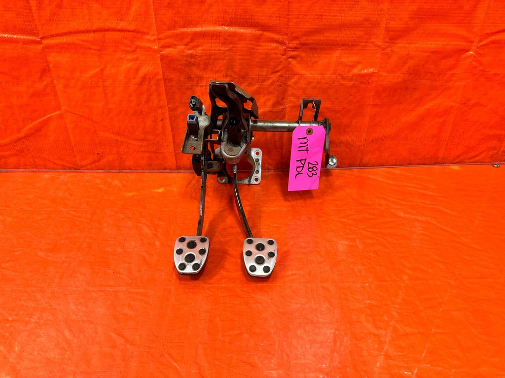 2013 13 SUBARU WRX STI WAGON   EJ257 6 SPEED MANUAL BRAKE & CLUTCH PEDAL #2830