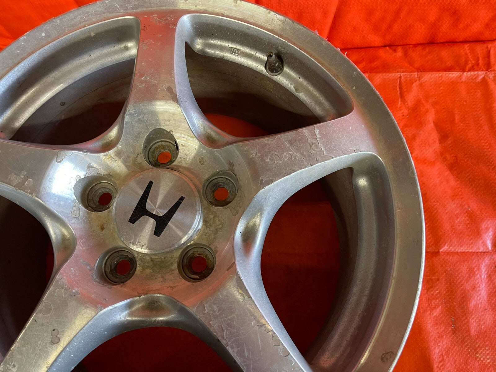 00 03 HONDA S2000   AP1   REAR WHEEL RIM    42700 S2A A02   16x7.5 +65   OEM OE2