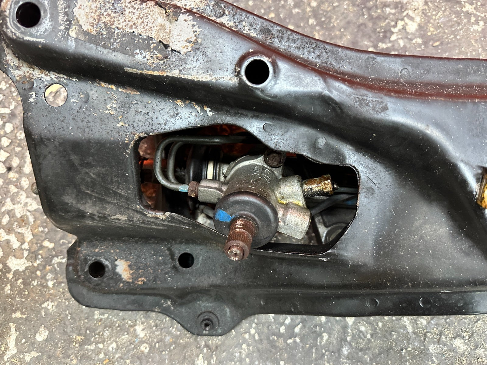 97 01 HONDA PRELUDE 2.2L FRONT SUBFRAME K MEMBER W/ POWER STEERING RACK OEM #33515