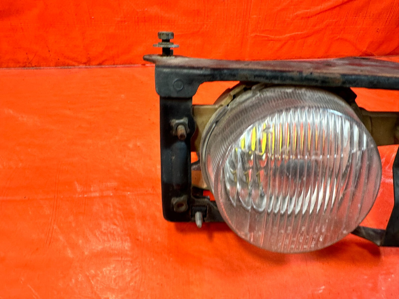 93 95 HONDA DEL SOL   PASSENGER RIGHT FOG LIGHT MOUNTING BRACKET LAMP OEM #2724
