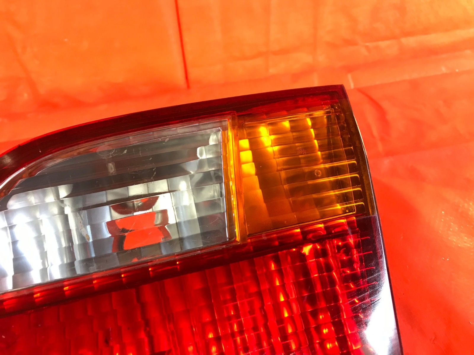 OEM 1999 2000 HONDA CIVIC 4 DOOR SEDAN PASSENGER RIGHT INNER TAIL LIGHT TRUNK3