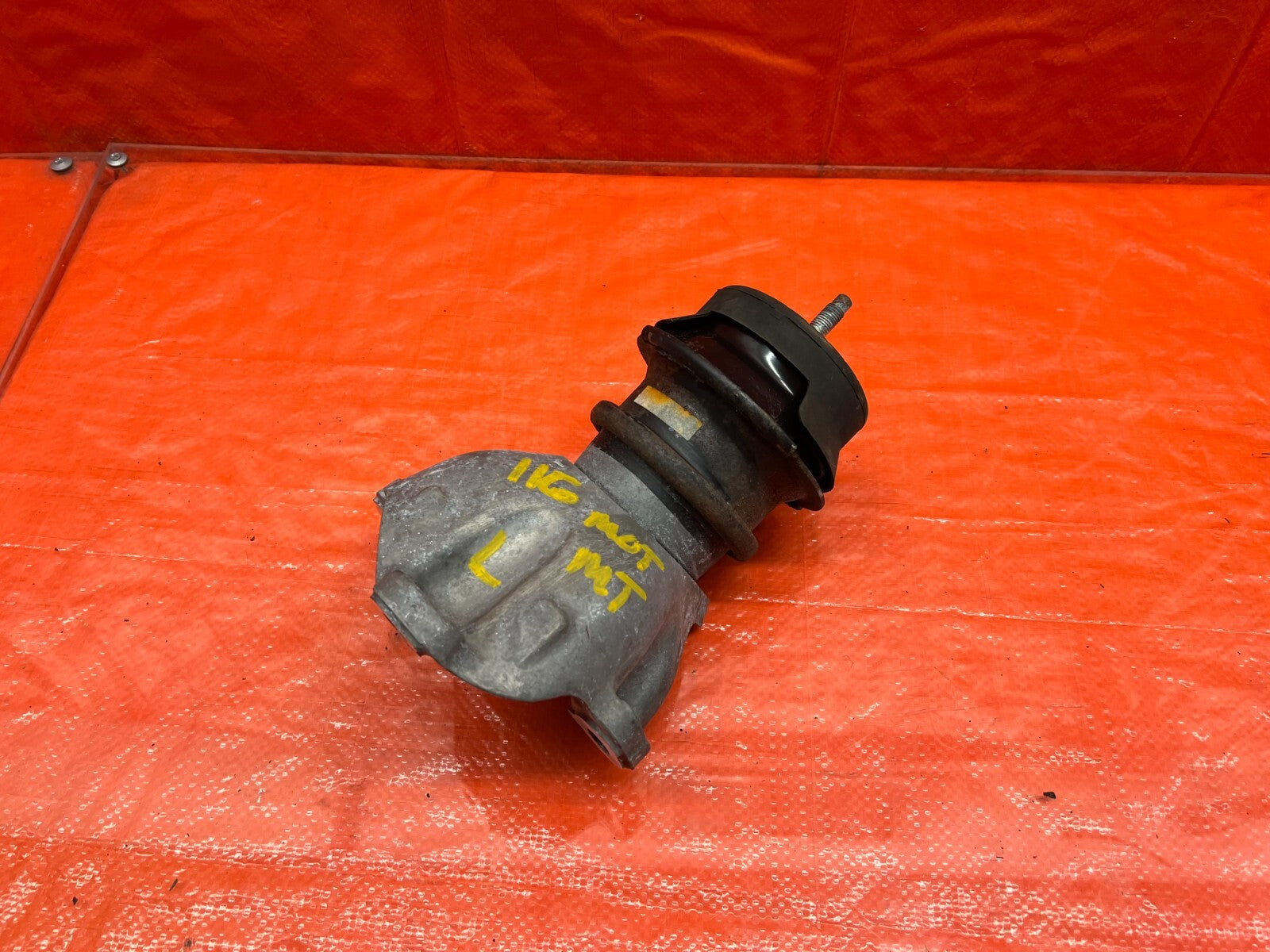 09 12 INFINITI FX35   DRIVER LEFT MOTOR MOUNT AND BRACKET   OEM FACTORY OE #1160