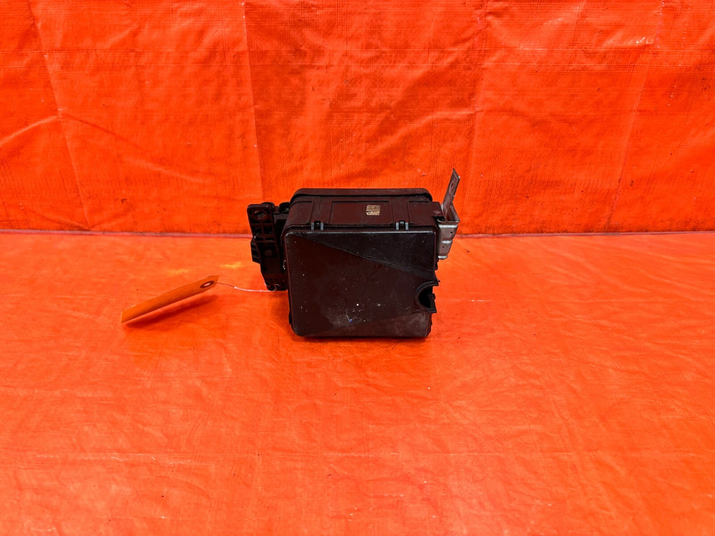 96 00 HONDA CIVIC   EXTERIOR   ENGINE BAY UNDER HOOD   FUSE BOX PANEL   OEM #2872