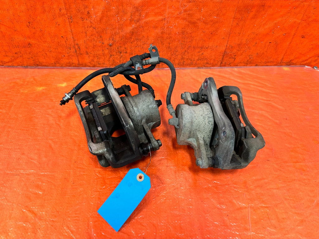 10 16 HYUNDAI GENESIS COUPE   NON BREMBO   FRONT BRAKE CALIPERS LEFT RIGHT #3254