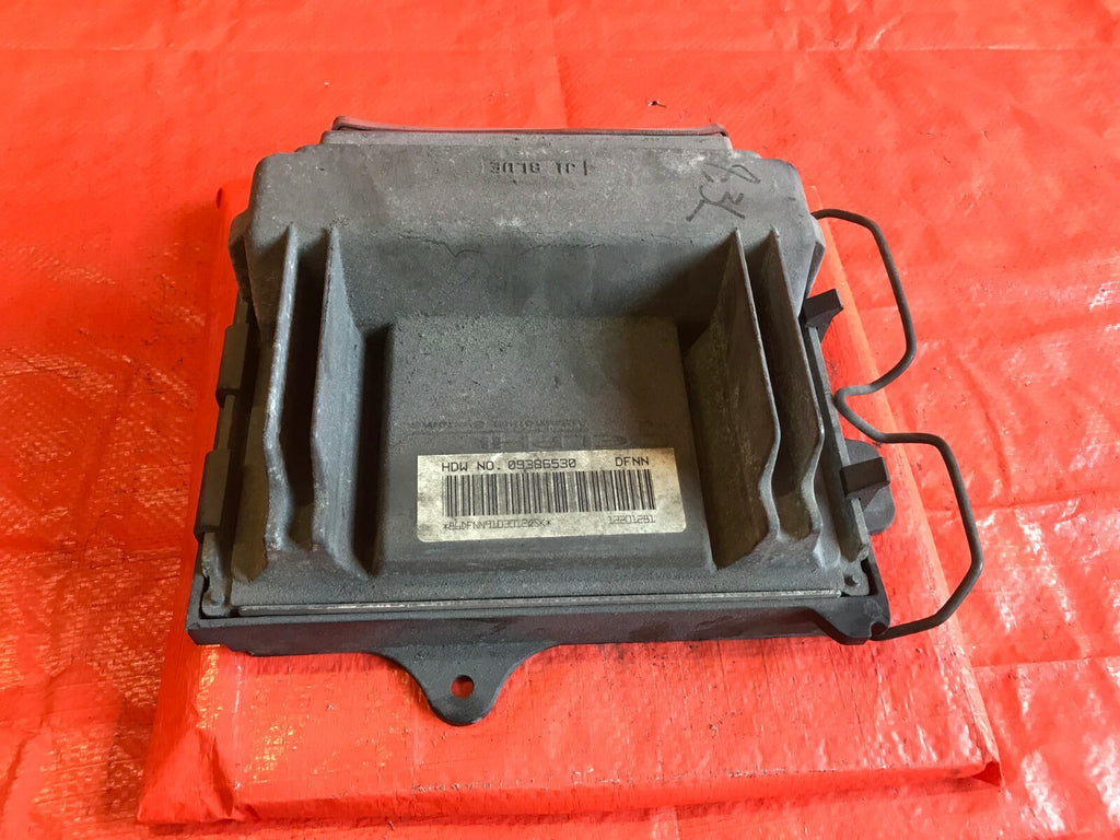 OEM 2001 2002 SILVERADO ENGINE COMPUTER   ECU ECM EBX BRAIN   09386530 DFNN0