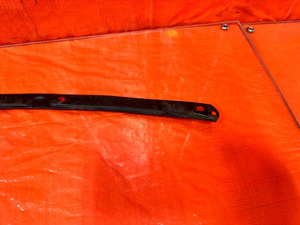92 98 LEXUS SC300   FRONT BUMPER UPPER STIFFENER GASKET   OEM #2767