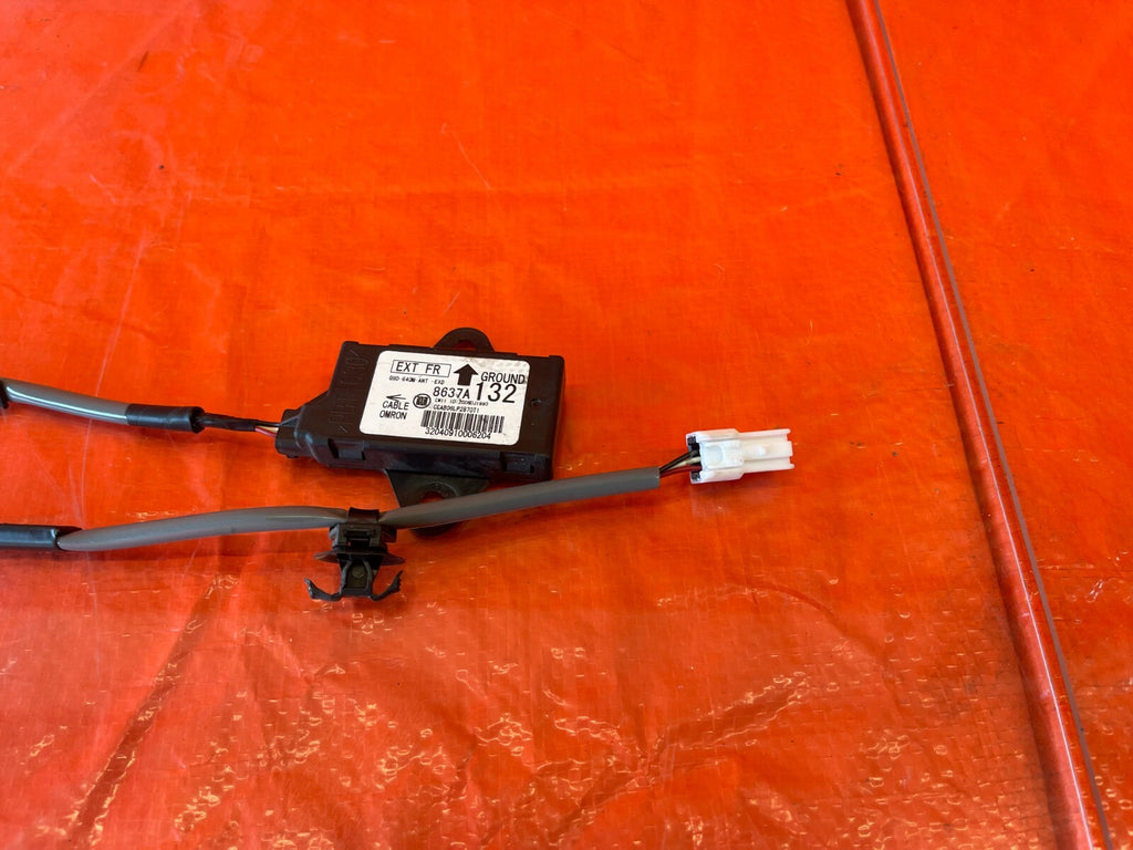 08 15 LANCER EVOLUTION EVO X 10   KEYLESS ENTRY ANTENNA 8637A132   OEM OE #783