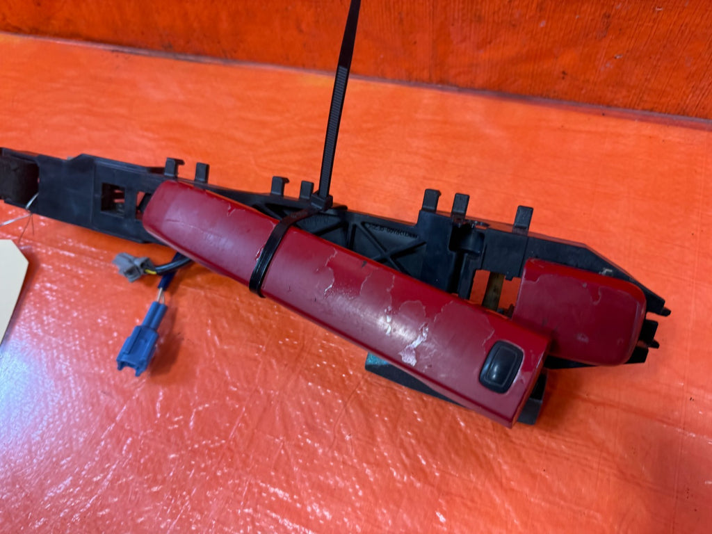 08 13 INFINITI G37 COUPE 2D   RIGHT FRONT EXTERIOR DOOR HANDLE RED   OEM #3283