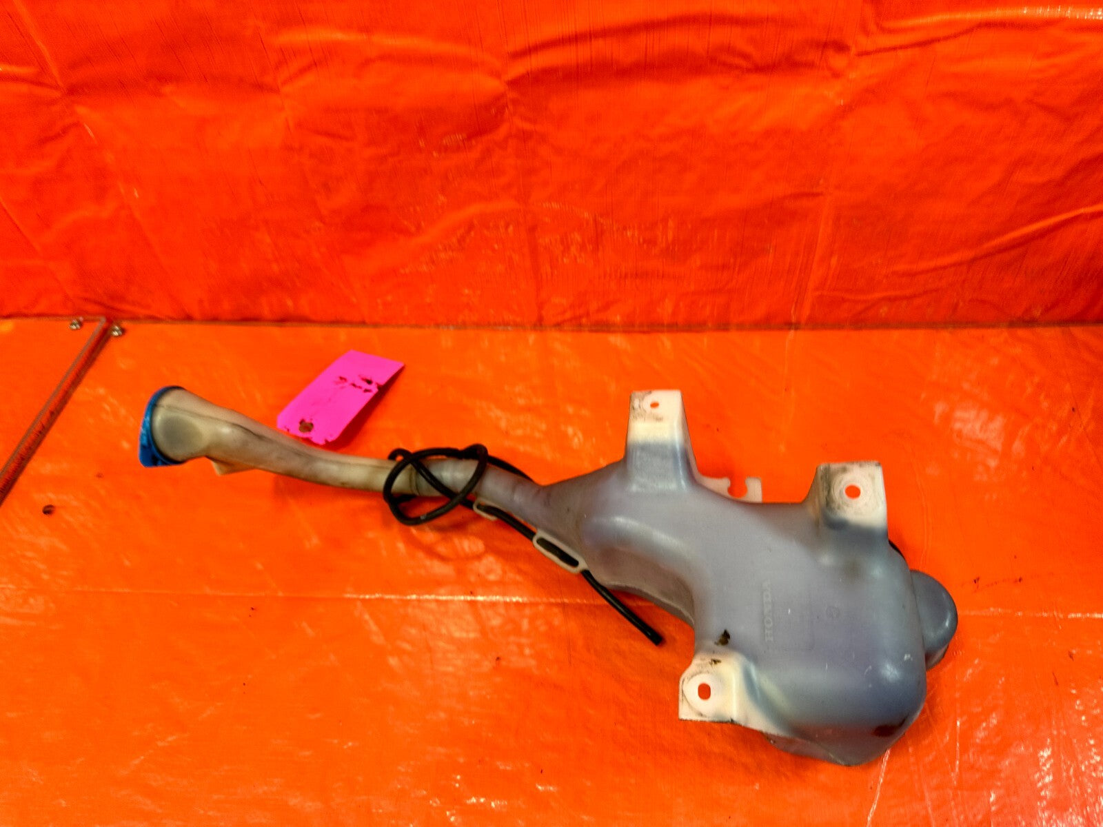 06 11 HONDA CIVIC 4 DOOR SEDAN   WINDSHIELD WIPER FLUID RESERVOIR TANK OEM #2709