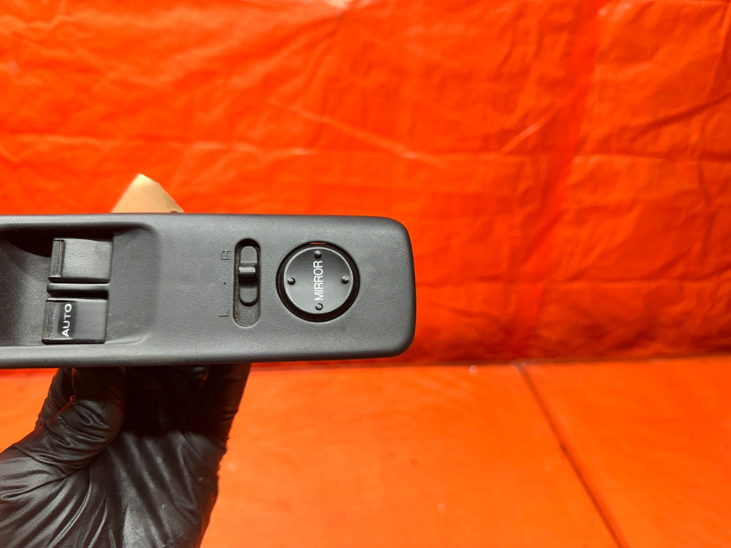 00 03 HONDA S2000 AP1 2.0L LEFT DRIVER MASTER DOOR POWER WINDOW SWITCH OEM #3374