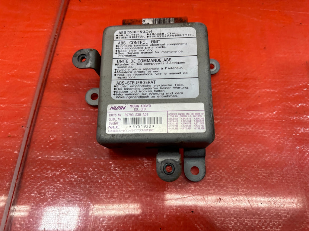 97 01 HONDA PRELUDE   ABS CONTROL UNIT   OEM FACTORY OE #2104