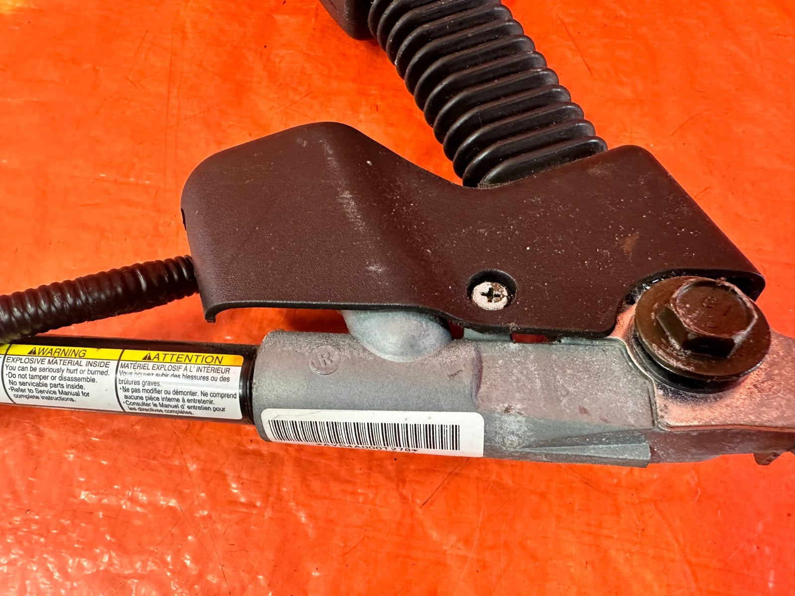 02 05 HONDA CIVIC SI EP3 HATCH RIGHT FRONT SEAT BELT BUCKLE CLIP OEM #3082