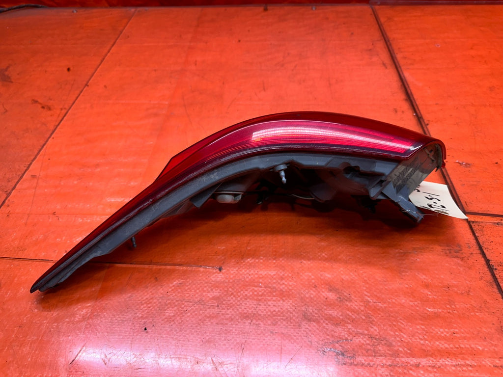 14-15 INFINITI Q50 3.7L AWD PASSENGER RIGHT OUTER QUARTER TAIL LIGHT LAMP OEM #38