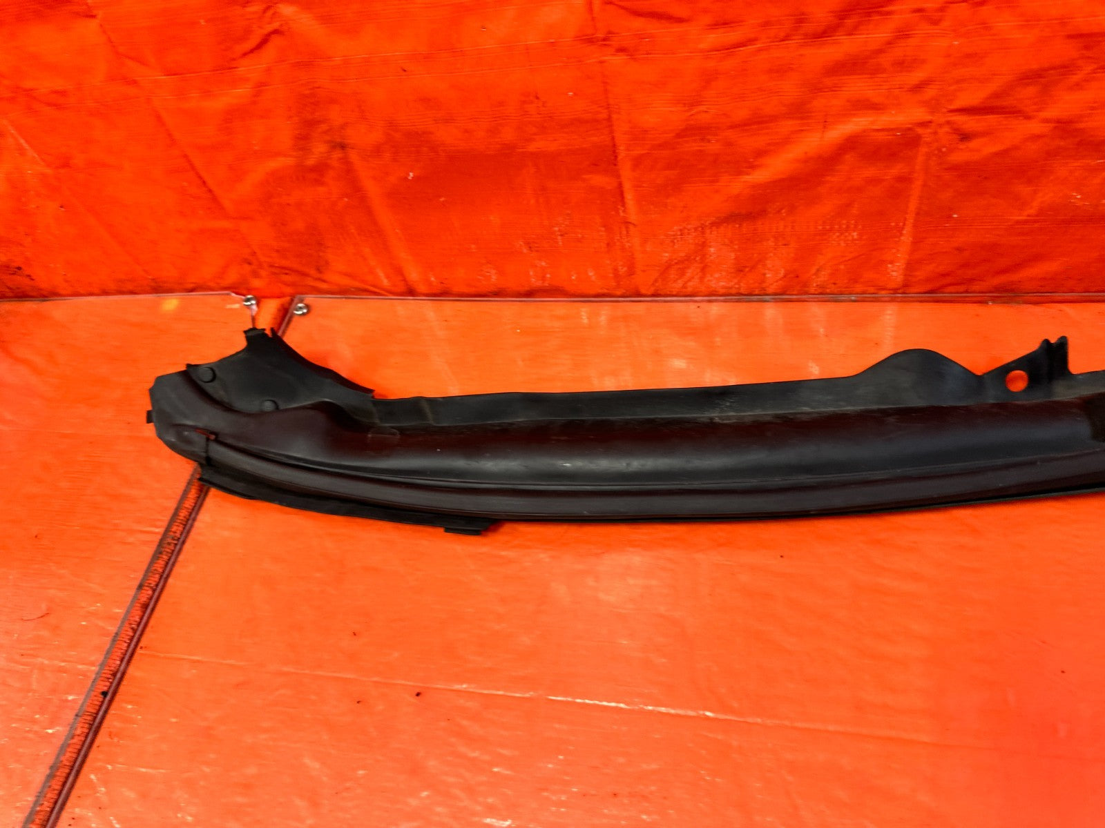 08 15 INFINITI G37 & Q60 D COUPE   LEFT   UNDER THE HOOD FENDER TRIM OEM 3114