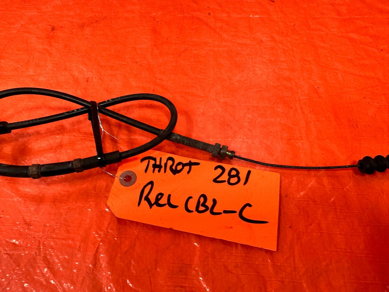94 01 ACURA INTEGRA NON VTEC B18B1   THROTTLE CABLE OEM 2812