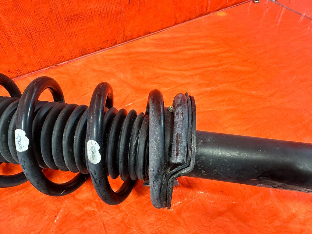 06 08 ACURA TSX   REAR SHOCKS & SPRINGS LEFT AND RIGHT FACTORY   OEM #2756