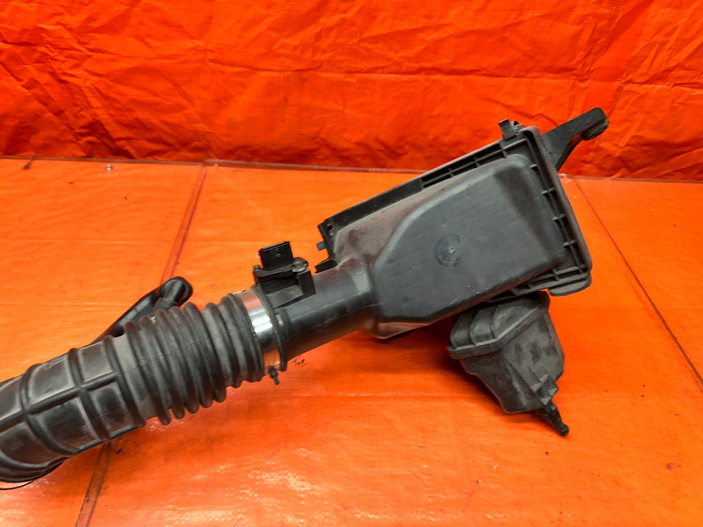 14-15 INFINITI Q50 4D 3.7L VQ37VHR RIGHT PASSENGER AIR INTAKE BOX TUBE OEM #Q507