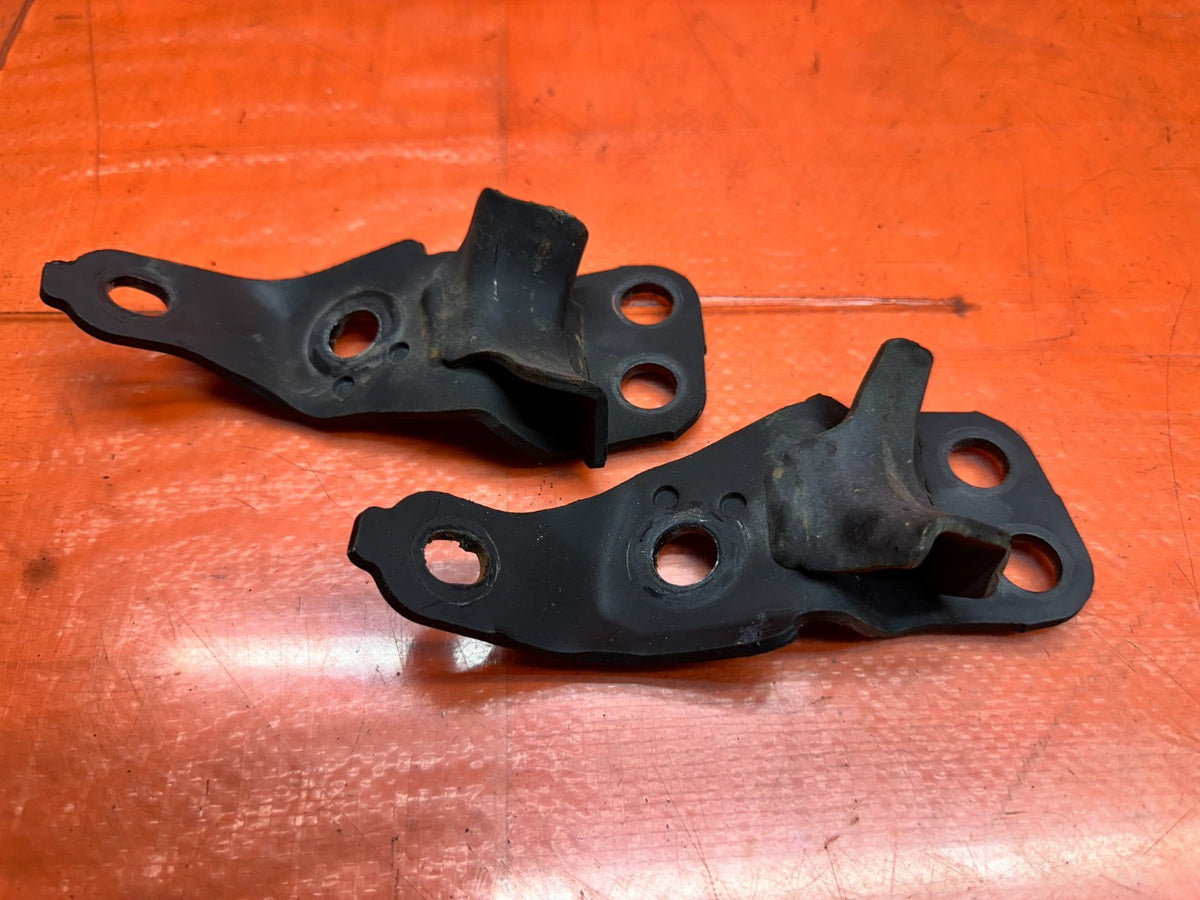 14-15 INFINITI Q50 FRONT LOWER CONTROL ARM BOLTS NUTS BRACKETS  OEM #3435
