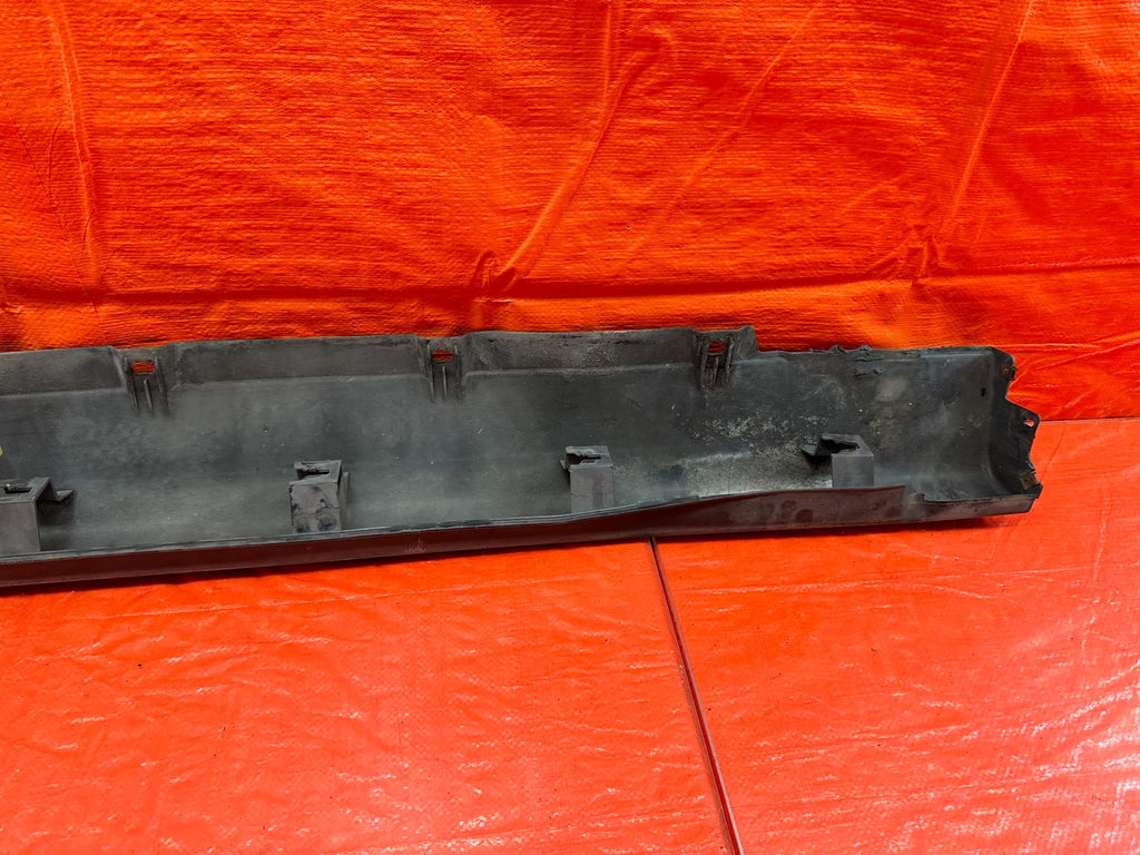 95 98 HONDA ODYSSEY   SIDE SKIRT ROCKER MOLDING TRIM   RIGHT SIDE   OEM #19313
