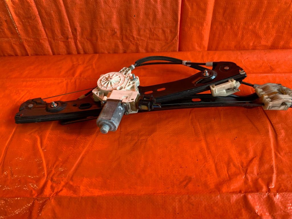 OEM 2007 07 BMW 335Xi 335i AWD SEDAN DRIVER LEFT FRONT WINDOW REGULATOR7