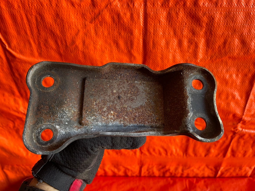 03 06 LANCER EVOLUTION VIII 8 IX 9   5 SPEED MODEL ONLY   TRANSMISSION MOUNT OEM7