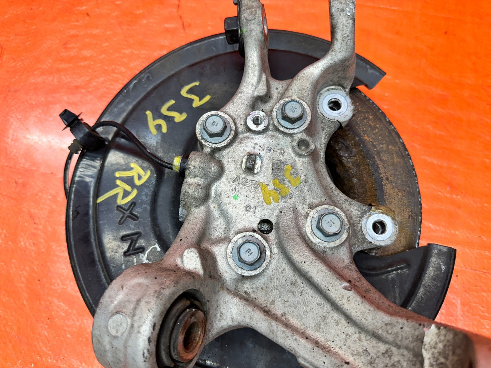13 15 HONDA CIVIC SI 4D 2.4L RIGHT PASSENGER REAR SPINDLE KNUCKLE HUB OEM #3346