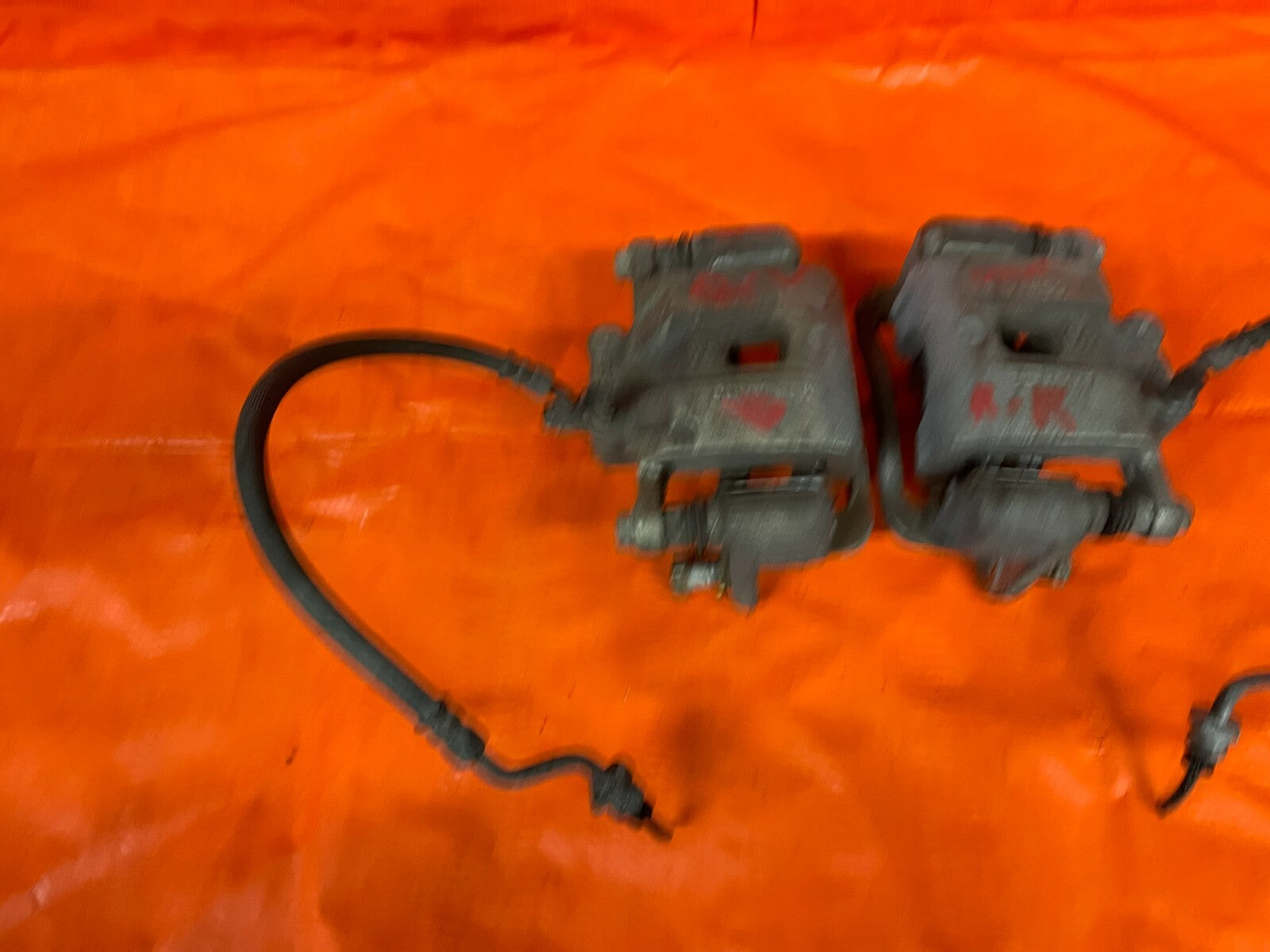 2010 10 HYUNDAI GENESIS   2D COUPE   2.0T BASE   REAR BRAKE CALIPERS LEFT RIGHT5