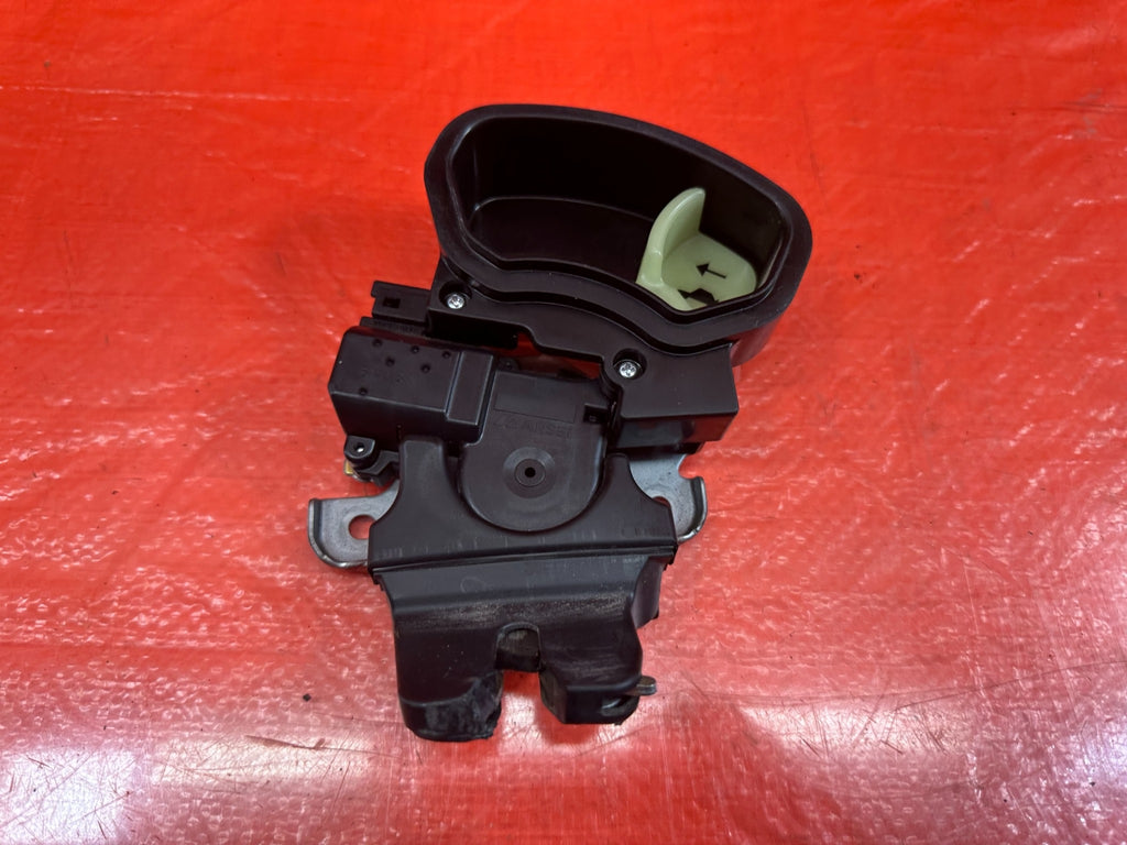 08 15 LANCER EVOLUTION X EVO 10   TRUNK LID LATCH LOCK ACTUATOR   OEM #2065