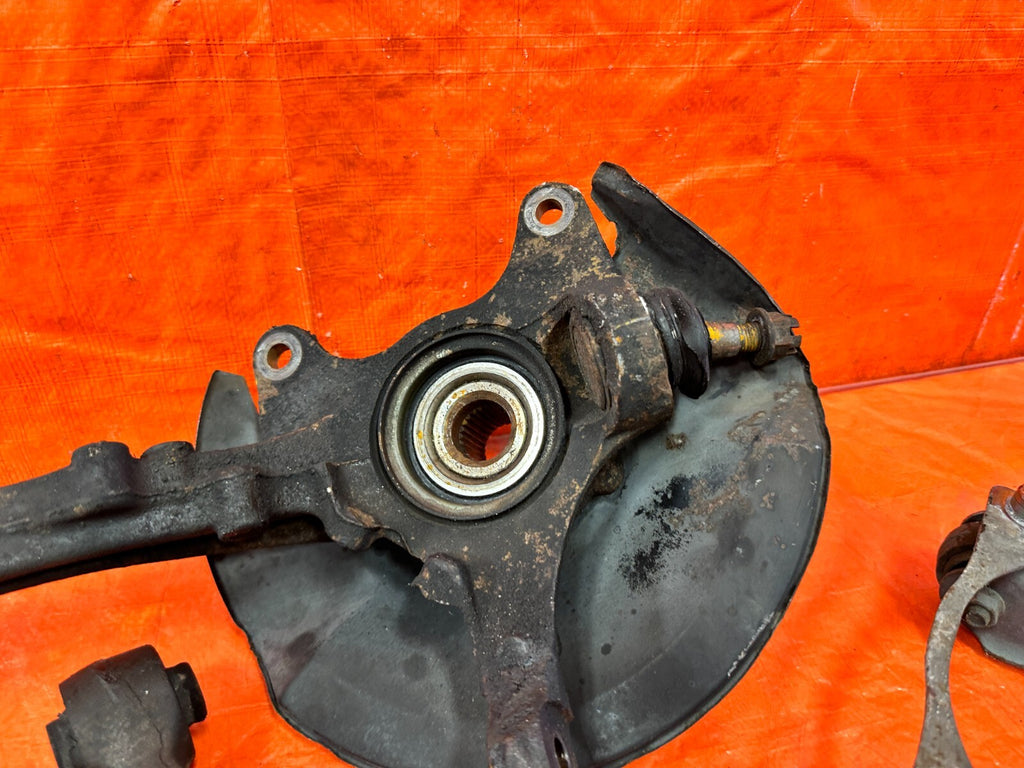 93 97 HONDA DEL SOL S & SI DRIVER LEFT FRONT SPINDLE KNUCKLE HUB & ARMS OEM #29418