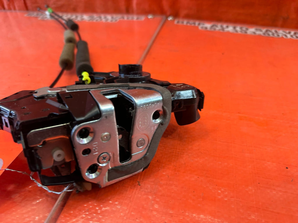 07 12 LEXUS ES350   PASSENGER RIGHT FRONT DOOR LOCK ACTUATOR   OEM FACTORY #2447