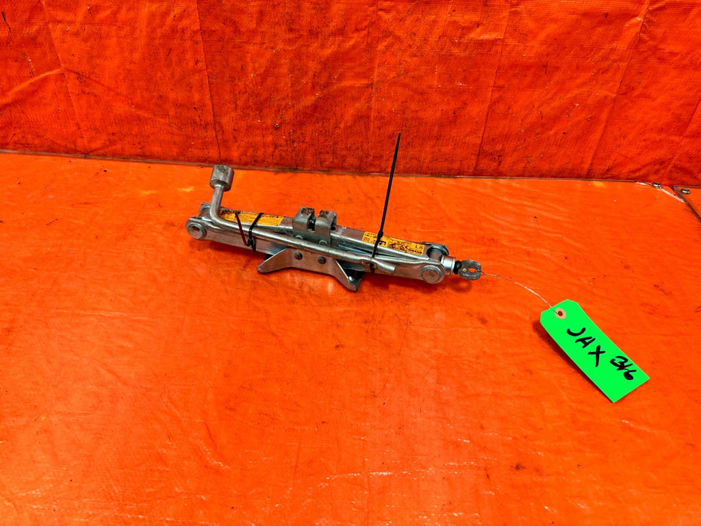 14 23 INFINITI Q50   SCISSOR JACK AND LUG NUT TOOL   OEM #3160