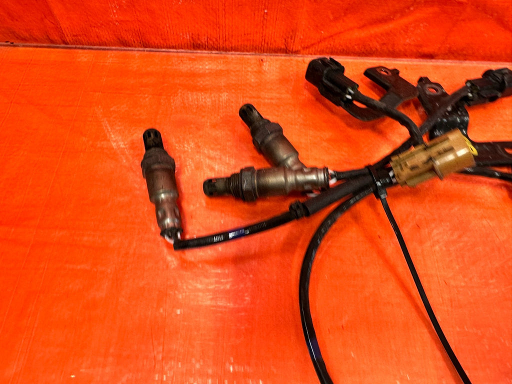 13 16 HYUNDAI GENESIS COUPE   OXYGEN O2 SENSORS   PRIMARY AND SECONDARY OEM 3185