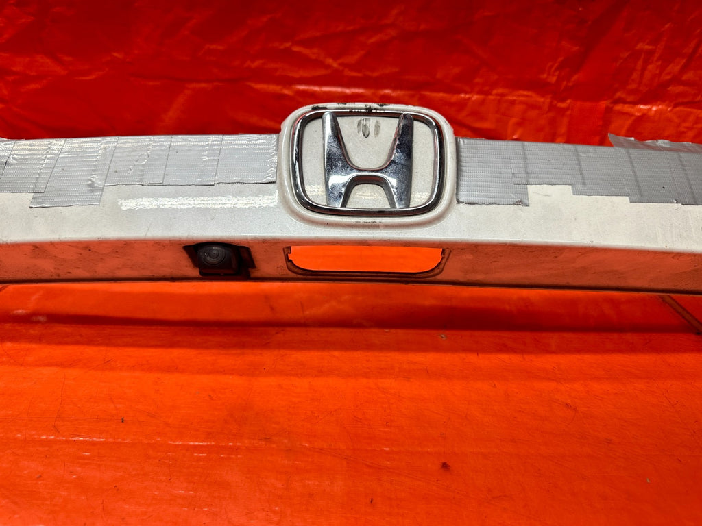 2018 2022 HONDA ACCORD REAR TRUNK TRIM FINISH PANEL BADGE OEM #20ACC7