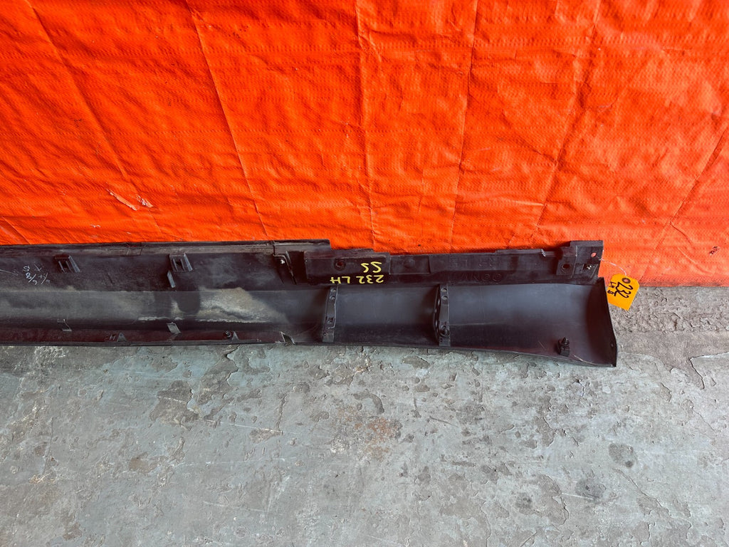 09 13 INFINITI G37 CONVERTIBLE   DRIVER LEFT SIDE SKIRT ROCKER MOLDING OEM #2329